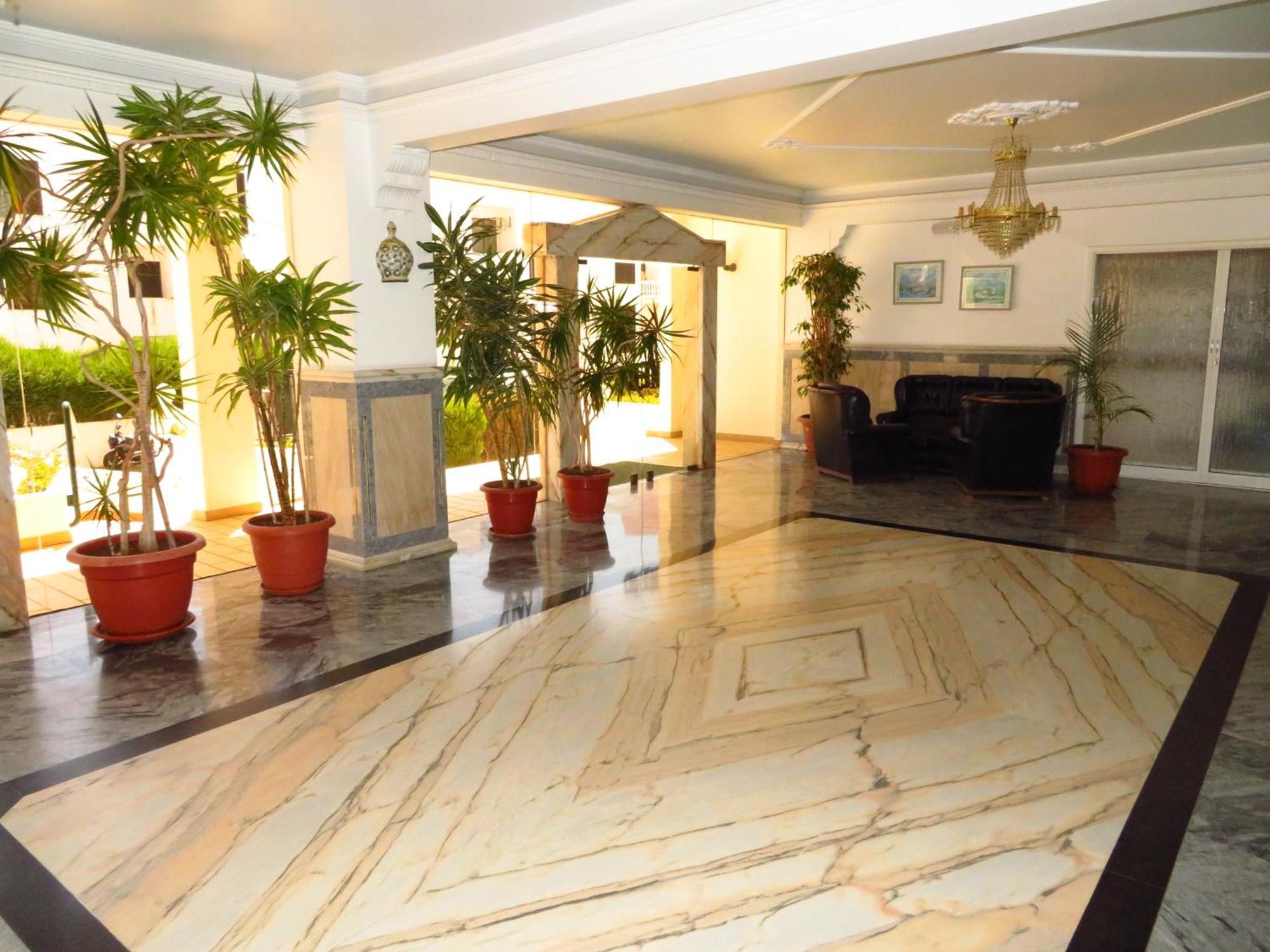 Apartamentos Carolino Monte Gordo Exteriér fotografie