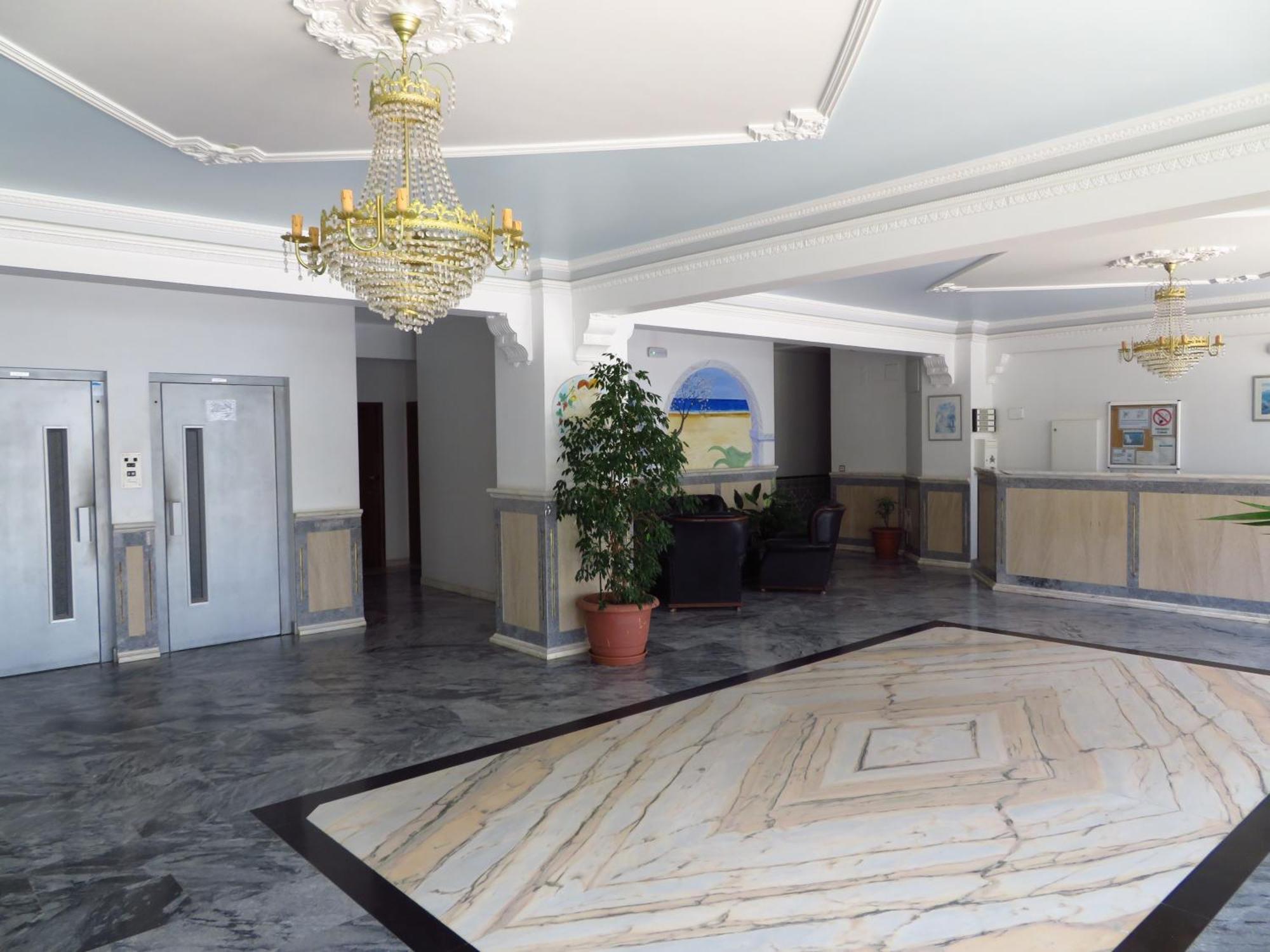 Apartamentos Carolino Monte Gordo Exteriér fotografie