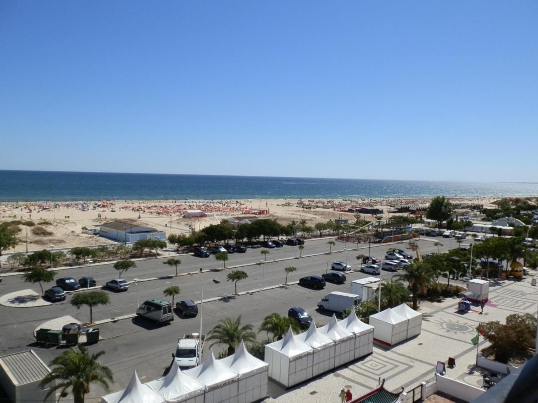 Apartamentos Carolino Monte Gordo Pokoj fotografie