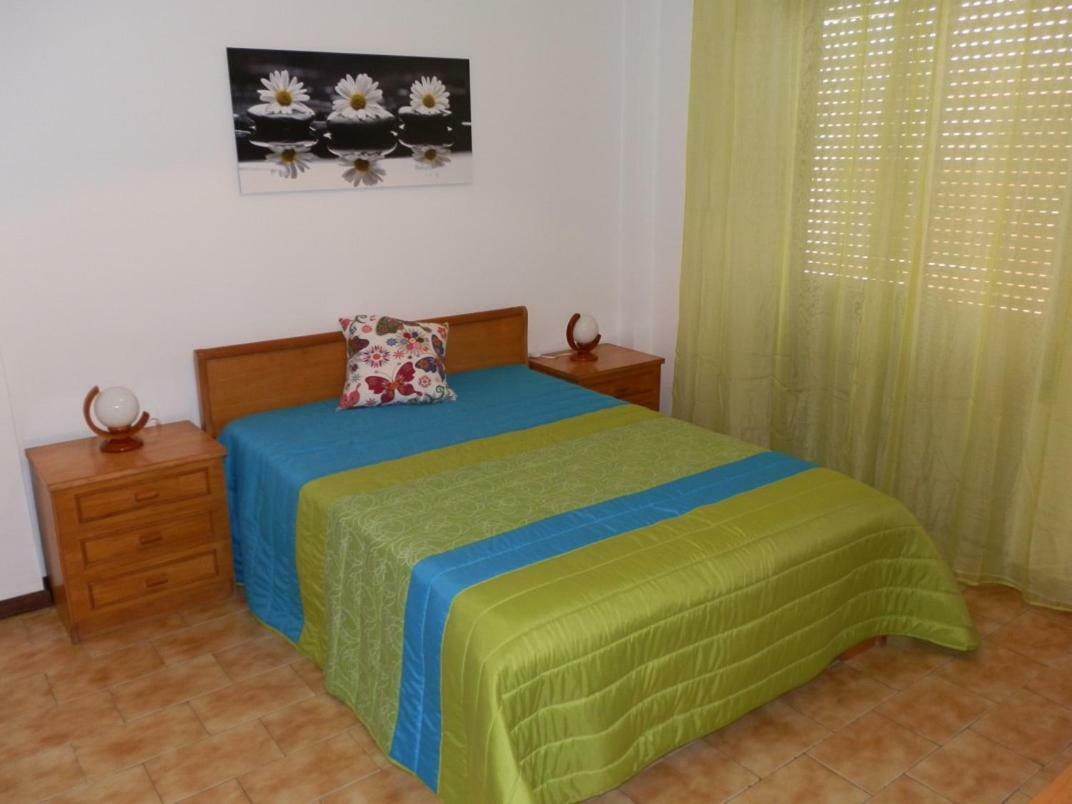 Apartamentos Carolino Monte Gordo Pokoj fotografie